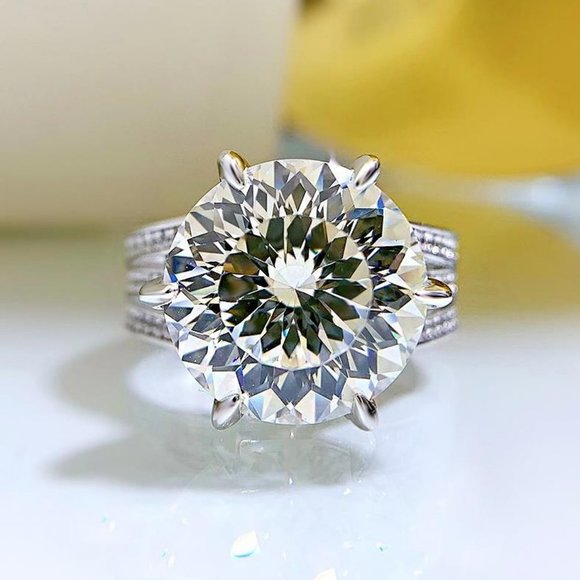 Certified 10ct. t.w. Moissanite Diamond Solitaire Luxury Engagement Ring NEW - Picture 8 of 16